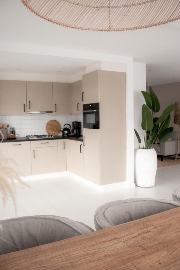 Luxe Vakantiehuis Nova Met Zwembad Ouddorp Exterior foto